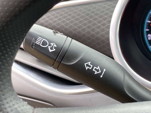 Used 2021 Chevrolet Malibu LT image 17