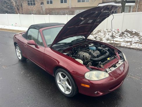 Used 2003 MAZDA MX-5 Miata LS image 23