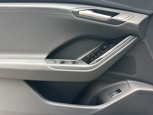 New 2027 Audi SQ6 e-tron Premium AWD/4WD image 12