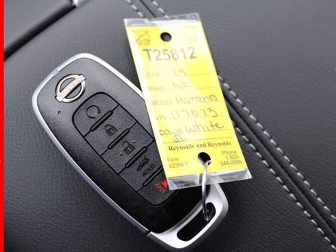 New 2025 Nissan Murano SL image 26