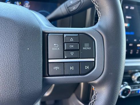 Used 2025 Ford F250 Lariat w/ Lariat Ultimate Package AWD/4WD image 17