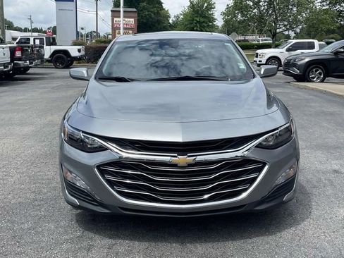 Used 2024 Chevrolet Malibu LT FWD image 2