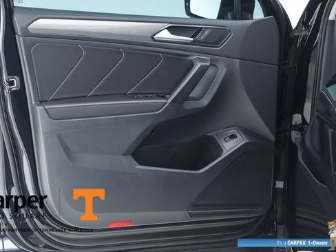 Used 2023 Volkswagen Tiguan SE image 18