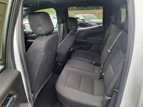 Used 2023 Chevrolet Colorado LT w/ LT Convenience Package AWD/4WD image 12