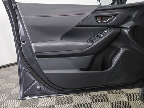 Used 2024 Subaru Crosstrek 2.5i Limited image 33