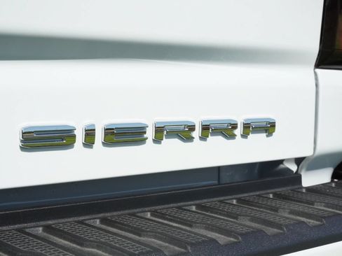 Used 2026 GMC Sierra 2500 Denali w/ Denali Reserve Package AWD/4WD image 10