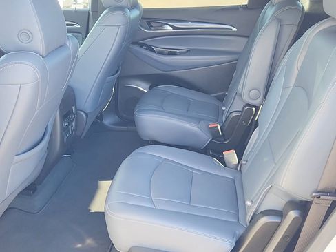 Used 2024 Buick Enclave Premium image 15