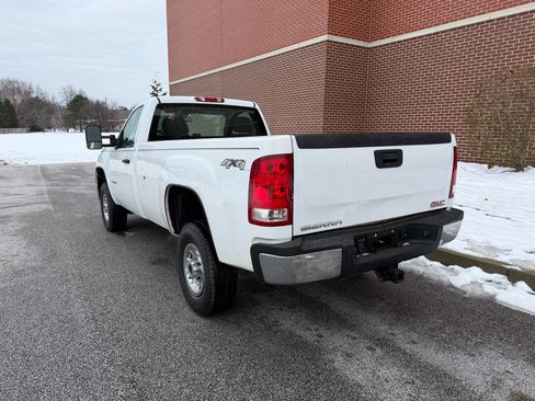 Used 2010 GMC Sierra 3500 W/T w/ Snow Plow Prep Package image 8