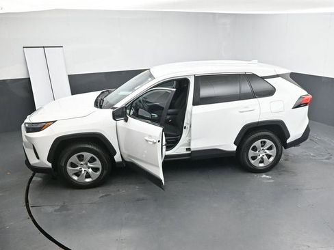 Used 2023 Toyota RAV4 LE image 23
