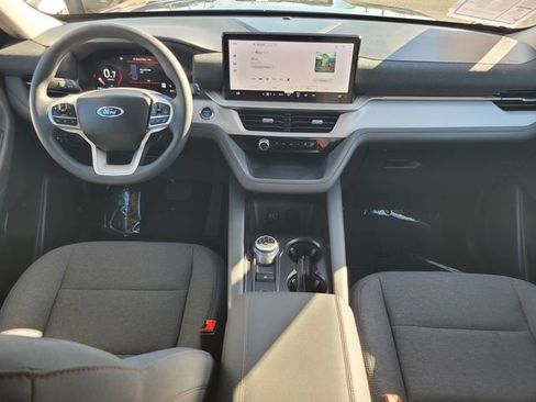 Used 2026 Ford Explorer Active AWD/4WD image 14