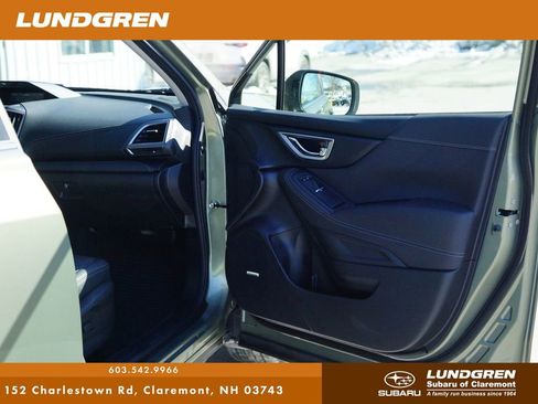 Used 2021 Subaru Forester Touring image 8