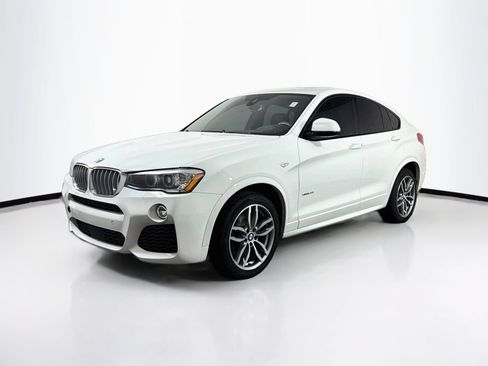 Used 2018 BMW X4 xDrive28i AWD/4WD image 3