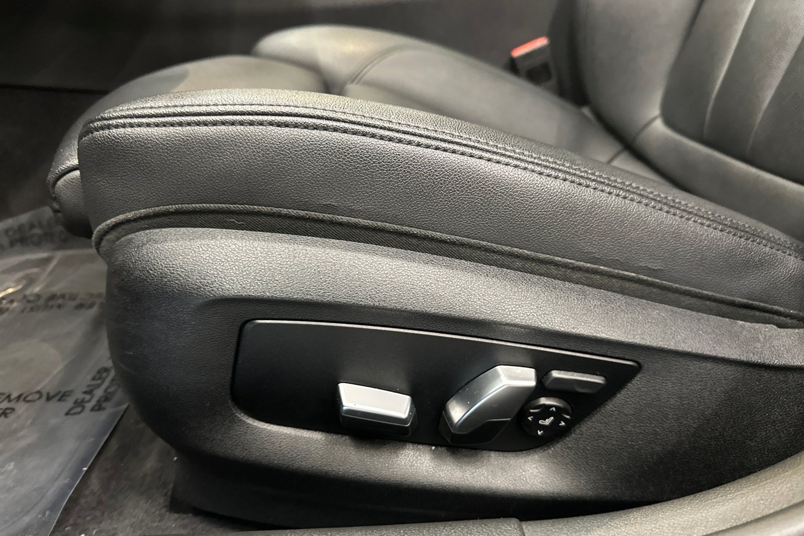 Used 2019 BMW 530i w/ Convenience Package RWD image 15