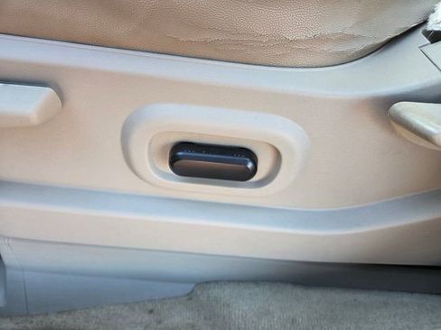 Used 2010 Ford Edge Limited image 18