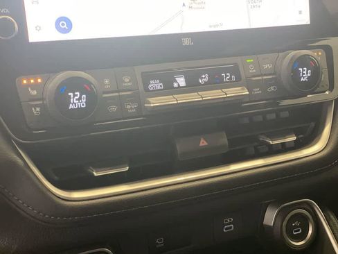 Used 2025 Toyota Grand Highlander Limited image 22