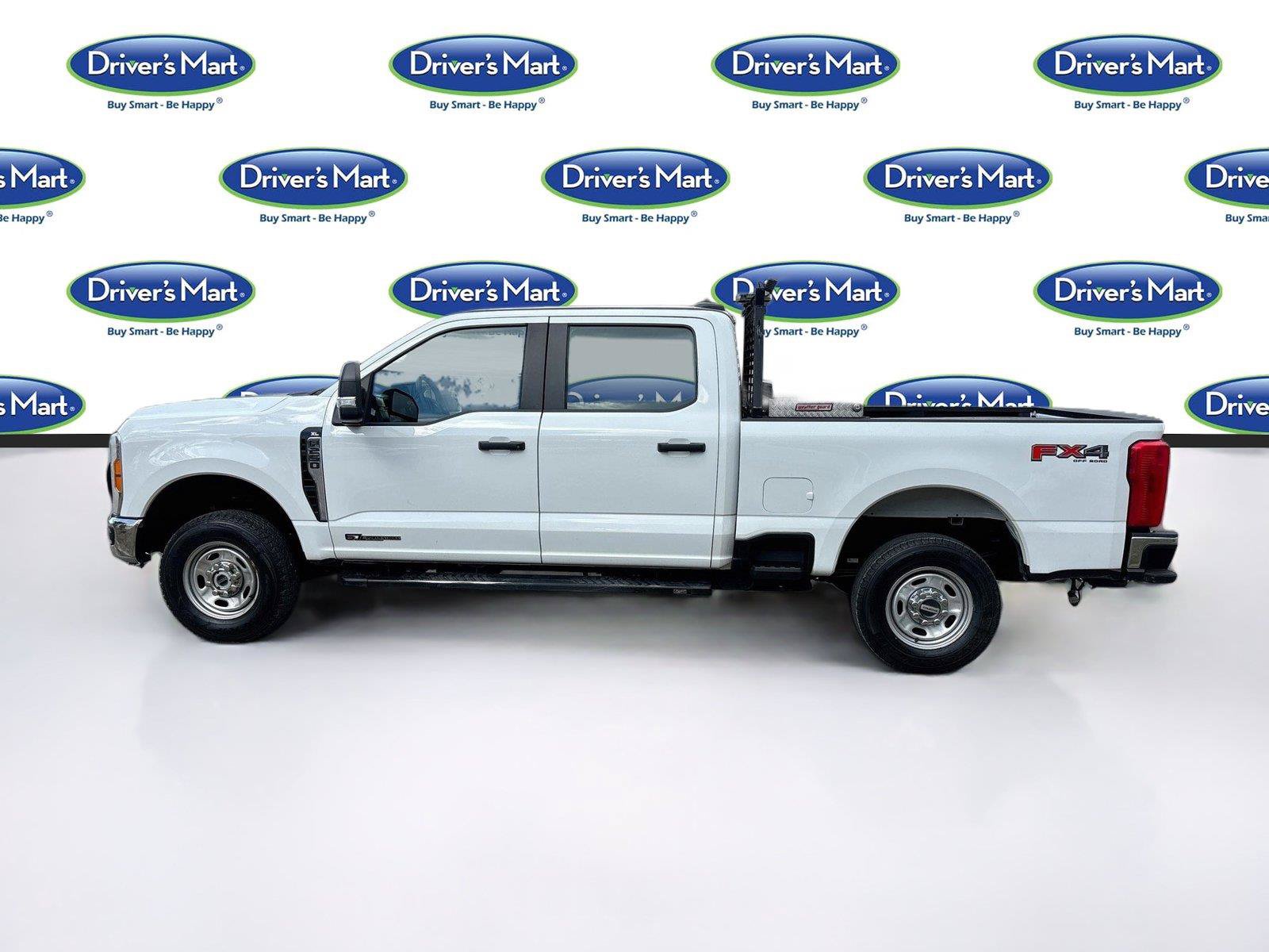 Used 2023 Ford F250 XL w/ FX4 Off-Road Package AWD/4WD image 4
