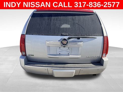 Used 2012 Cadillac Escalade ESV Luxury image 6