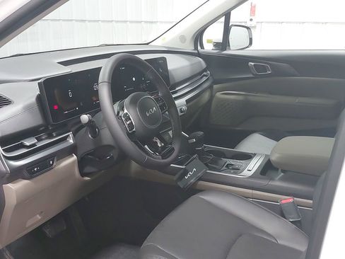 New 2026 Kia Carnival LXS image 17
