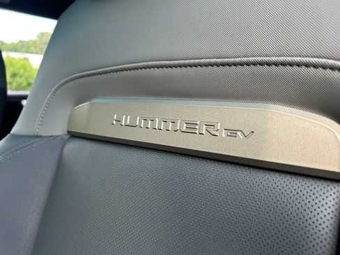 Used 2025 GMC Hummer EV 3X w/ Extreme Off-Road Package AWD/4WD image 44