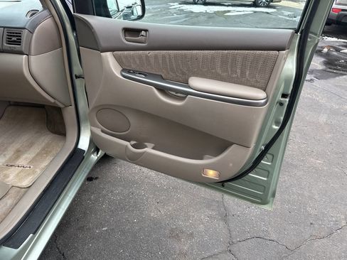 Used 2006 Toyota Sienna LE image 10