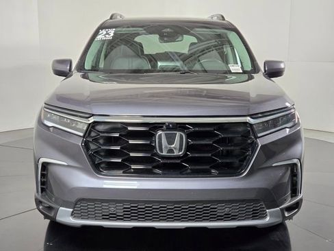 Used 2023 Honda Pilot Elite image 8