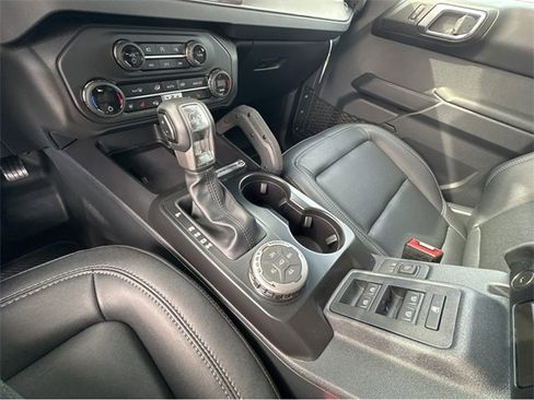 New 2025 Ford Bronco Badlands image 21