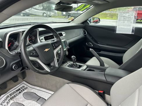Used 2014 Chevrolet Camaro SS RWD image 22