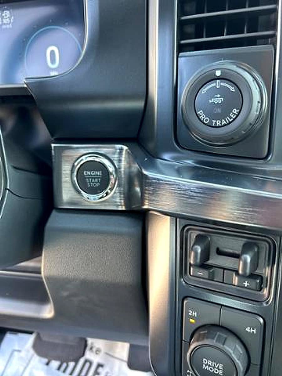 New 2025 Ford F350 Lariat w/ Lariat Ultimate Package AWD/4WD image 18