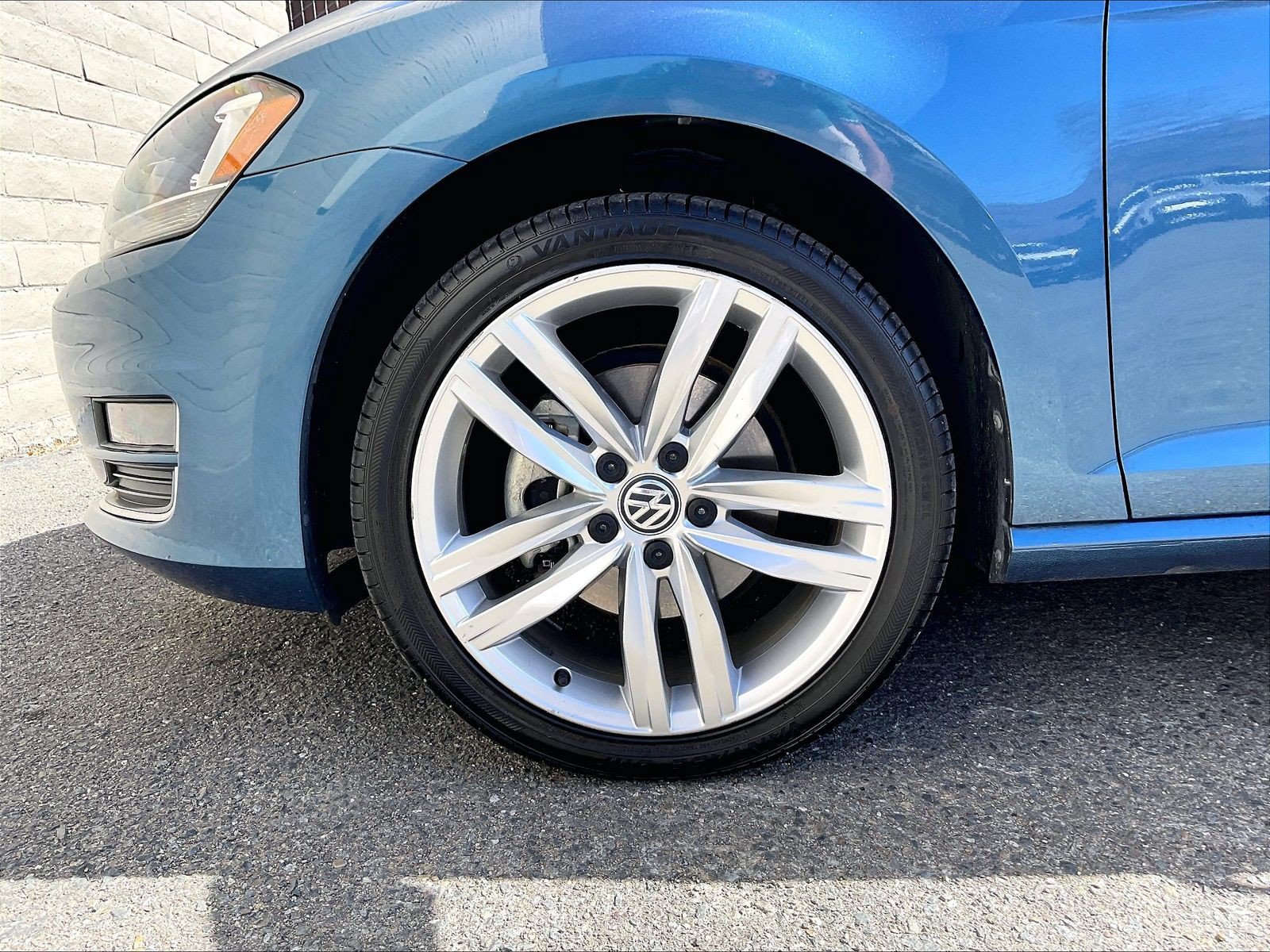 Used 2015 Volkswagen Golf TDI SEL FWD image 8