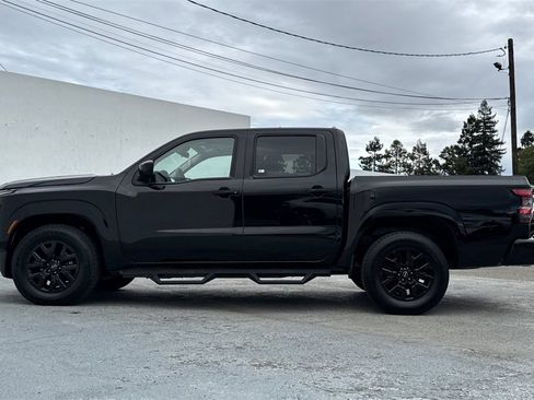 Certified 2023 Nissan Frontier SV image 7