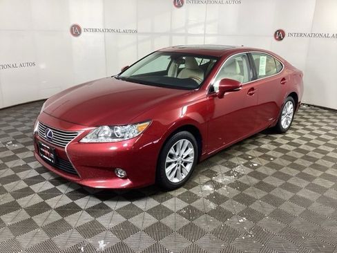 Used 2014 Lexus ES 300h image 1