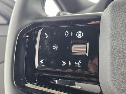 Used 2024 Land Rover Range Rover Evoque S image 27