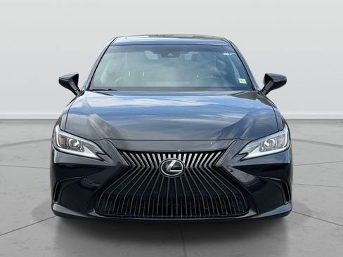 Used 2019 Lexus ES 350 w/ Premium Package FWD image 2