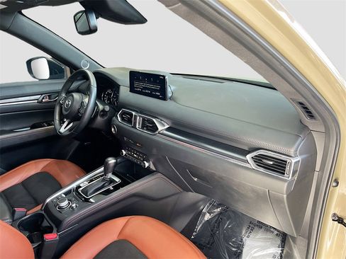 Used 2024 MAZDA CX-5 Carbon Edition image 30