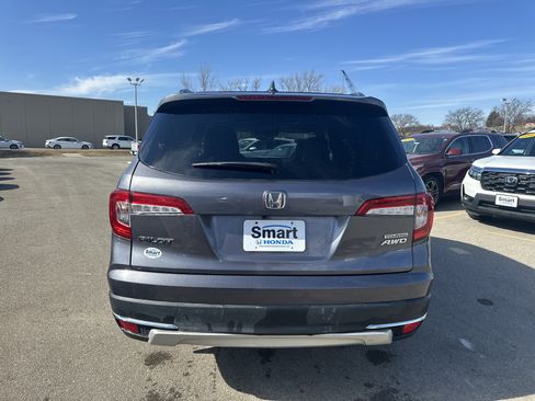 Used 2022 Honda Pilot Touring image 9