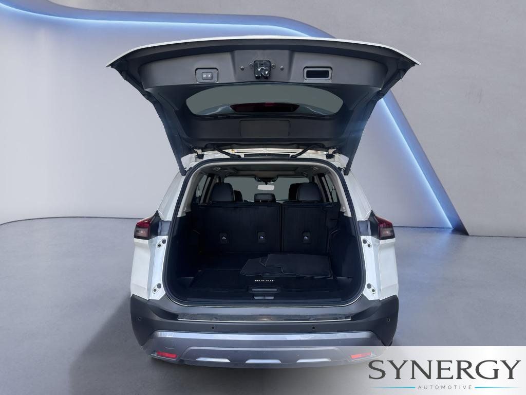 Used 2023 Nissan Rogue SL w/ SL Premium Package FWD image 6