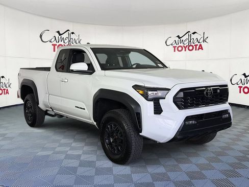 Used 2025 Toyota Tacoma PreRunner w/ TRD Prerunner Upgrade Package RWD image 3