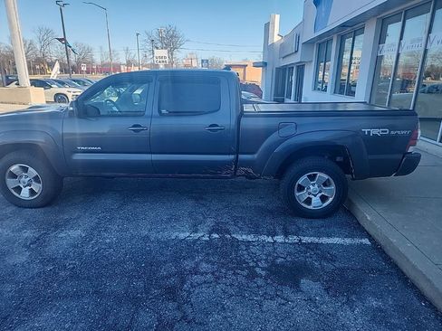 Used 2015 Toyota Tacoma 4x4 Double Cab image 6