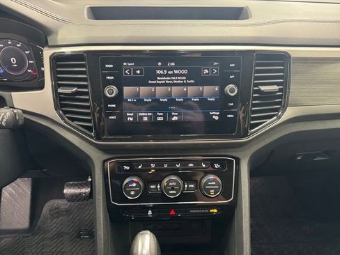 Used 2021 Volkswagen Atlas SEL image 5