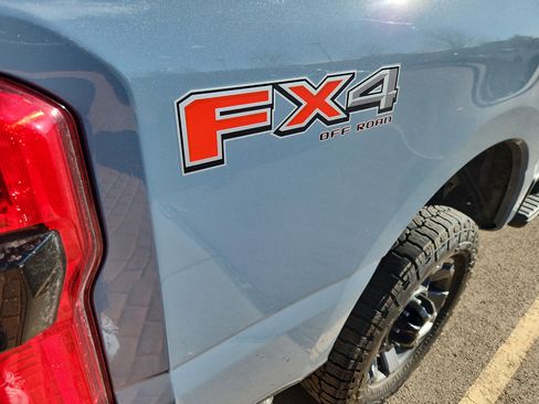 Used 2023 Ford F250 Lariat w/ Lariat Ultimate Package image 5