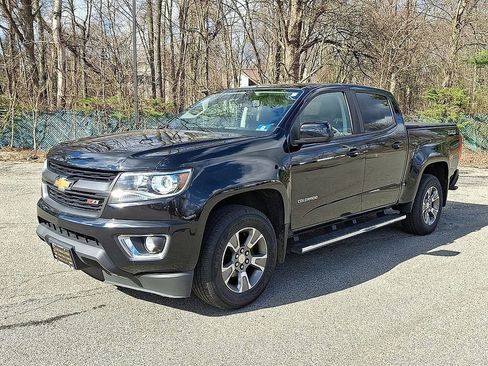 Used 2020 Chevrolet Colorado Z71 AWD/4WD image 3