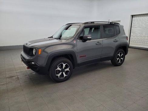 Used 2021 Jeep Renegade Trailhawk w/ Trailer Tow Group AWD/4WD image 2