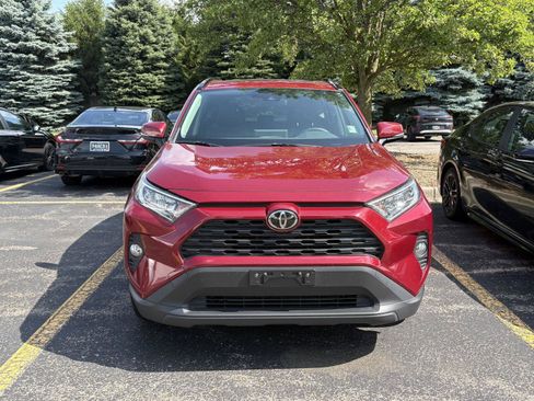 Used 2019 Toyota RAV4 XLE Premium w/ Cold Weather Package AWD/4WD image 2