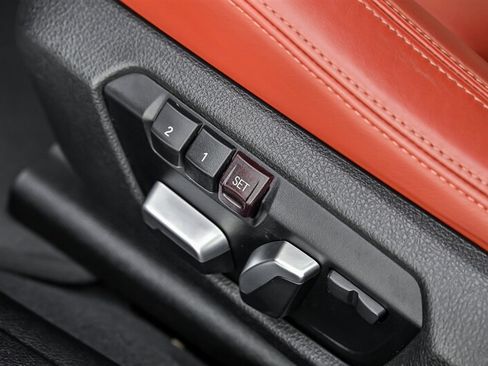 Used 2018 BMW M3 RWD image 22