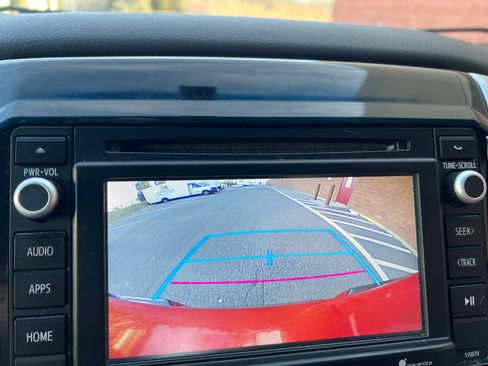 Used 2015 Toyota Tacoma 4x4 Double Cab w/ TRD Sport Package image 21