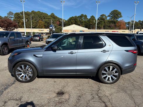 Used 2019 Land Rover Discovery HSE image 8