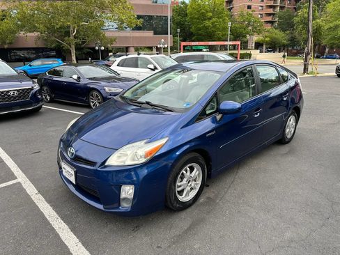 Used 2011 Toyota Prius Two FWD image 3