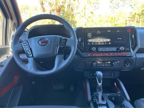 New 2025 Nissan Frontier PRO-4X w/ Tow Package image 9
