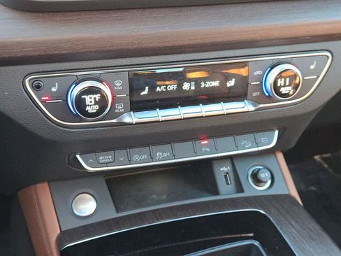 Used 2024 Audi Q5 2.0T Premium Plus image 31