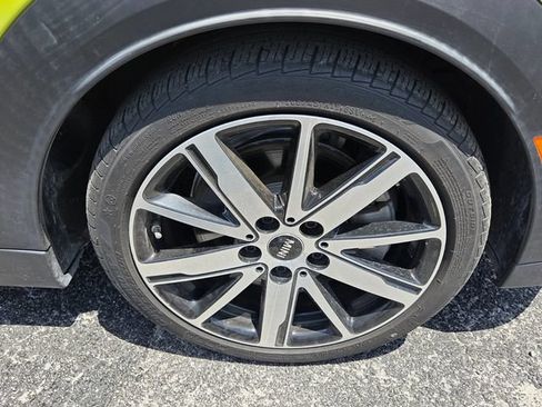Used 2024 MINI Cooper S w/ Signature Upholstery Package FWD image 14